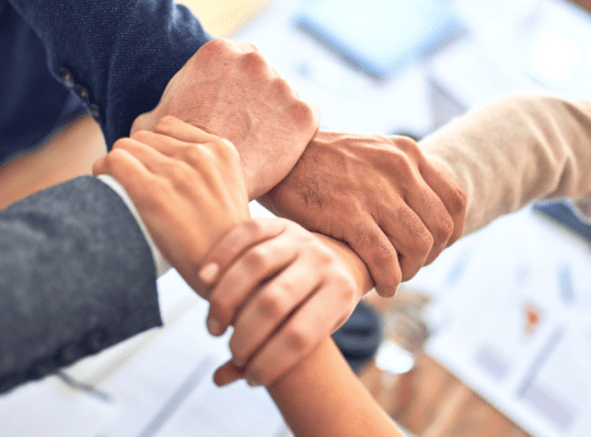 손을 맞잡은 지속가능성